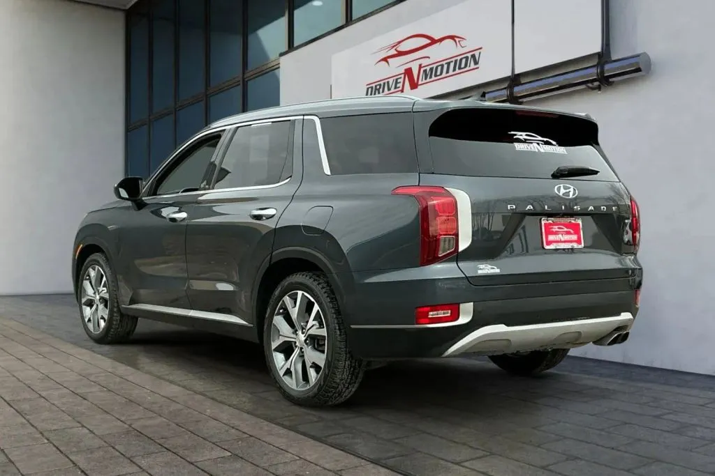 More photos of 2020 Hyundai Palisade SEL Sport Utility 4D at Drive N-Motion Thornton, CO