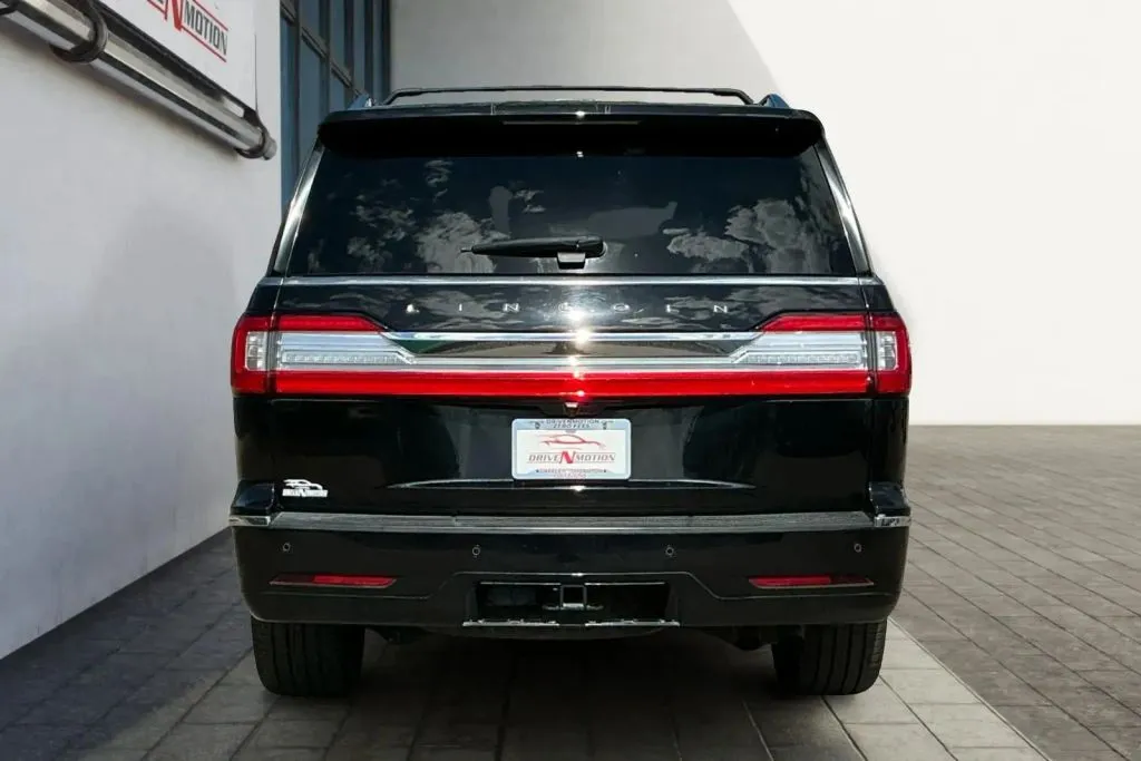 More photos of 2021 Lincoln Navigator Reserve Sport Utility 4D at Drive N-Motion Thornton, CO