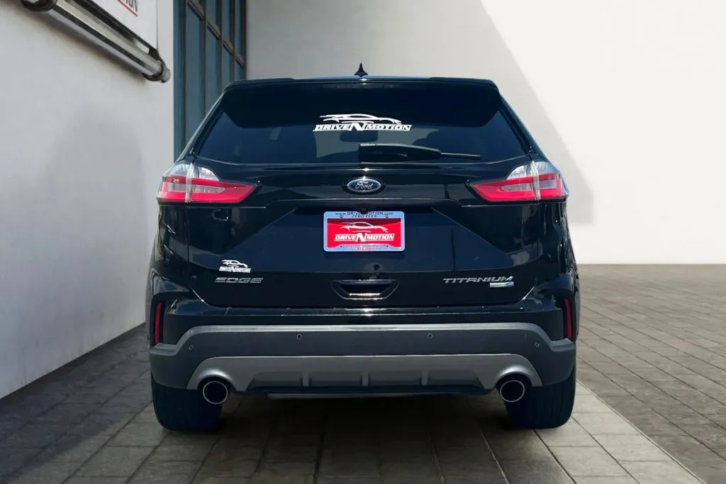 More photos of 2019 Ford Edge Titanium Sport Utility 4D at Drive N-Motion Thornton, CO