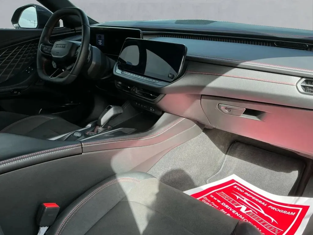 2025 Dodge Charger Daytona Scat Pack - Photo 19