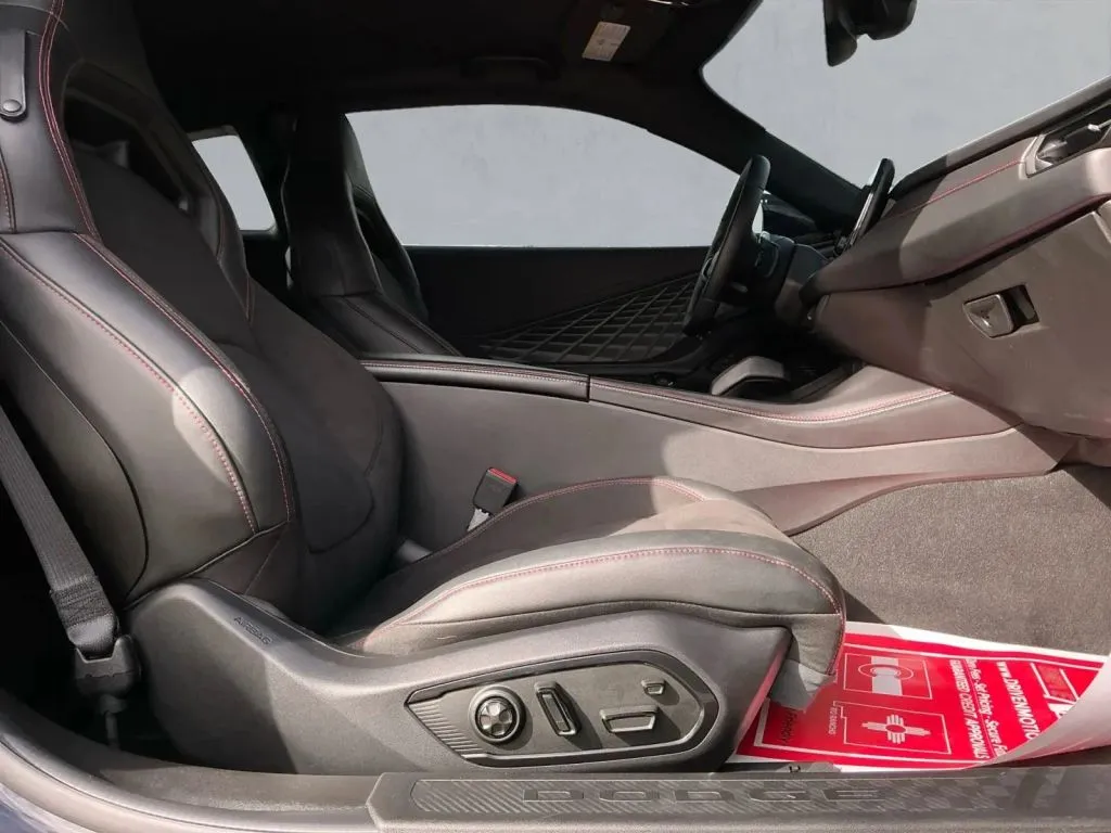 2025 Dodge Charger Daytona Scat Pack - Photo 20