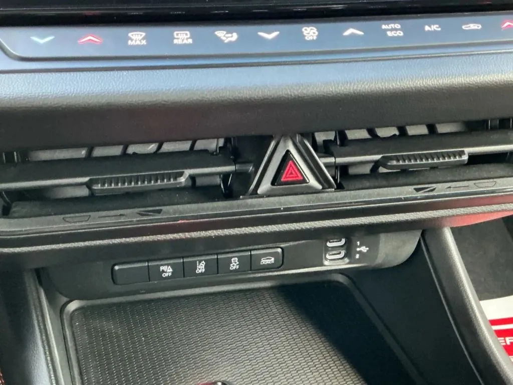 2025 Dodge Charger Daytona Scat Pack - Photo 30