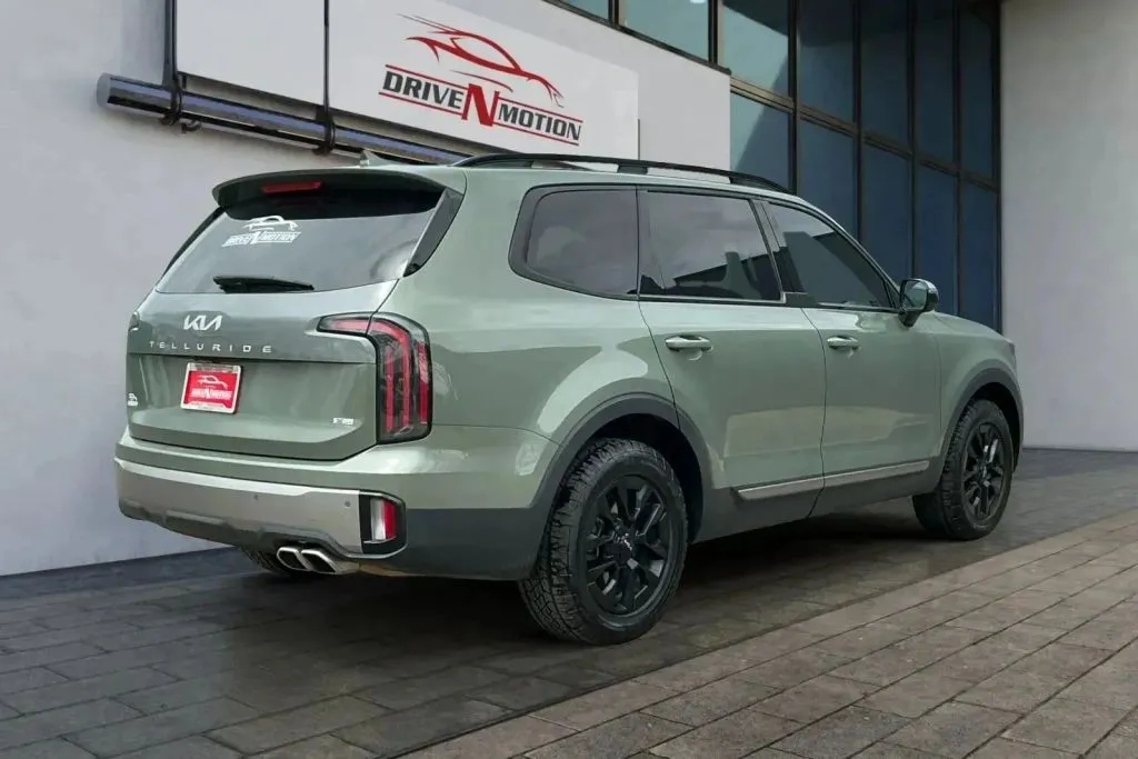 More photos of 2023 Kia Telluride SX X-Pro Sport Utility 4D at Drive N-Motion Thornton, CO