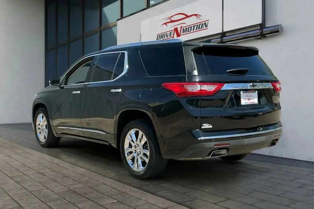 More photos of 2019 Chevrolet Traverse High Country Sport Utility 4D at Drive N-Motion Thornton, CO