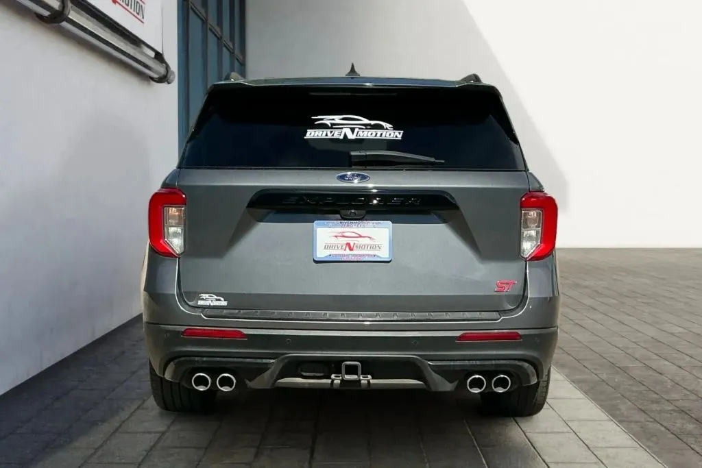 More photos of 2023 Ford Explorer ST Sport Utility 4D at Drive N-Motion Thornton, CO