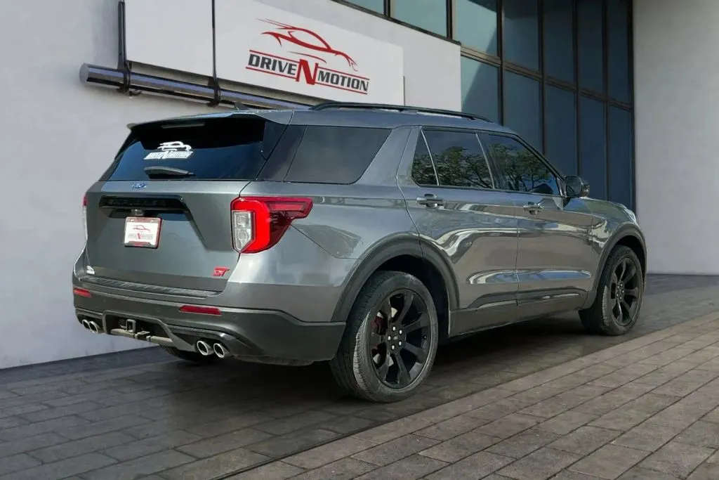 More photos of 2023 Ford Explorer ST Sport Utility 4D at Drive N-Motion Thornton, CO