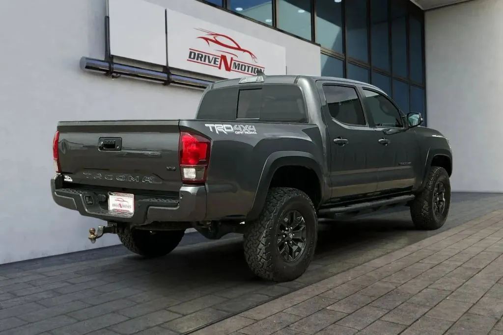 More photos of 2019 Toyota Tacoma Double Cab TRD Off-Road Pickup 4D 5 ft at Drive N-Motion Thornton, CO