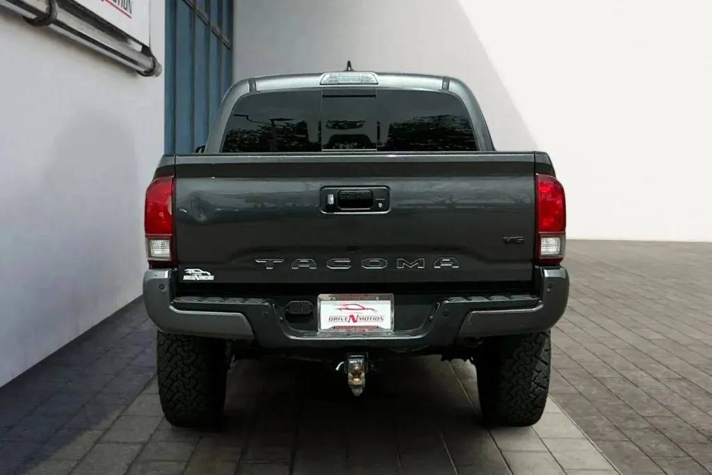 More photos of 2019 Toyota Tacoma Double Cab TRD Off-Road Pickup 4D 5 ft at Drive N-Motion Thornton, CO