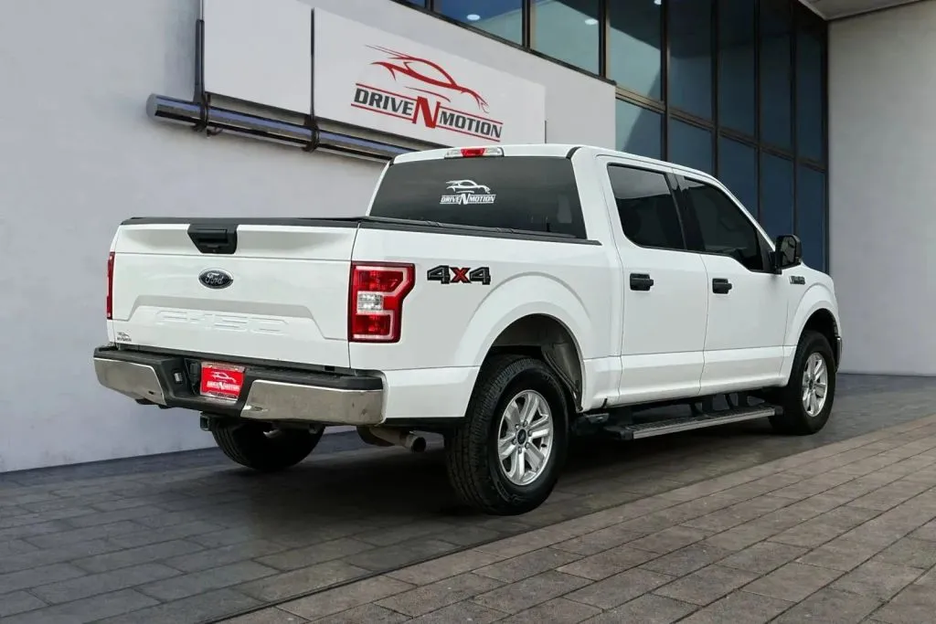 More photos of 2018 Ford F-150 SuperCrew Cab XLT Pickup 4D 5 1/2 ft at Drive N-Motion Thornton, CO
