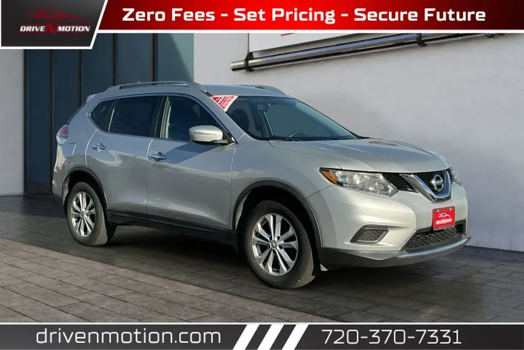 Silver 2015 Nissan Rogue SV Sport Utility 4D for sale in Thornton, CO