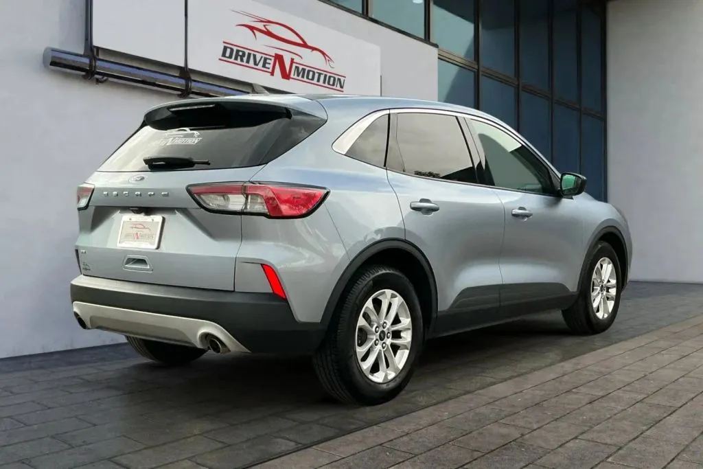 More photos of 2022 Ford Escape SE Sport Utility 4D at Drive N-Motion Thornton, CO