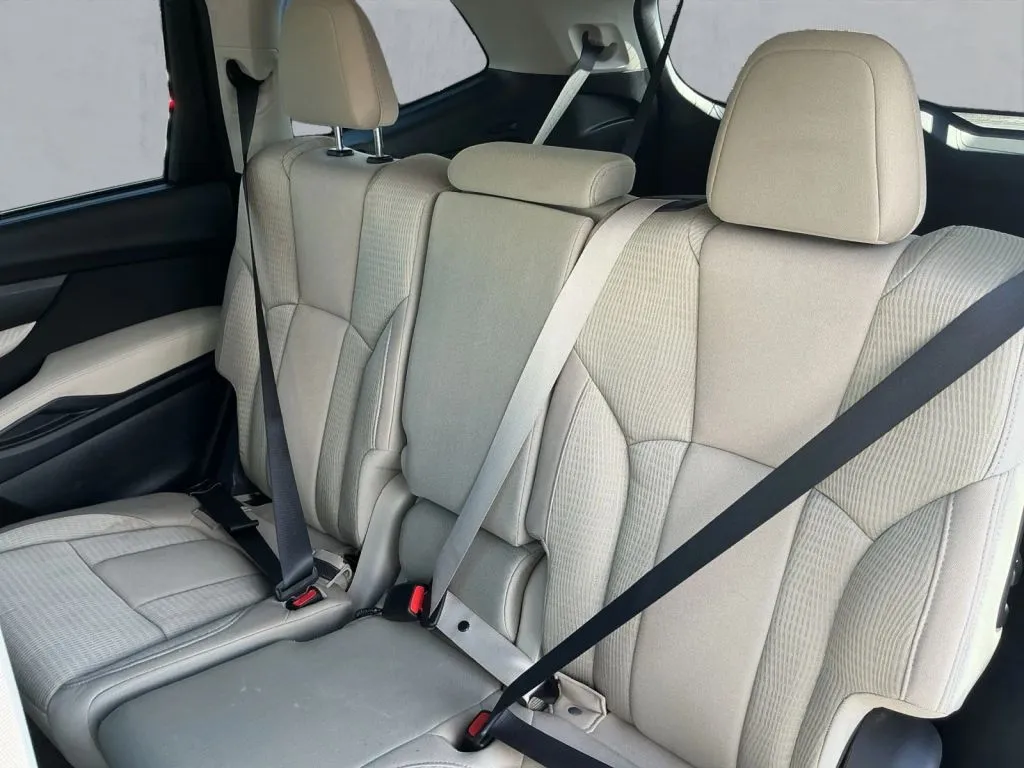 Subaru Ascent photo 15