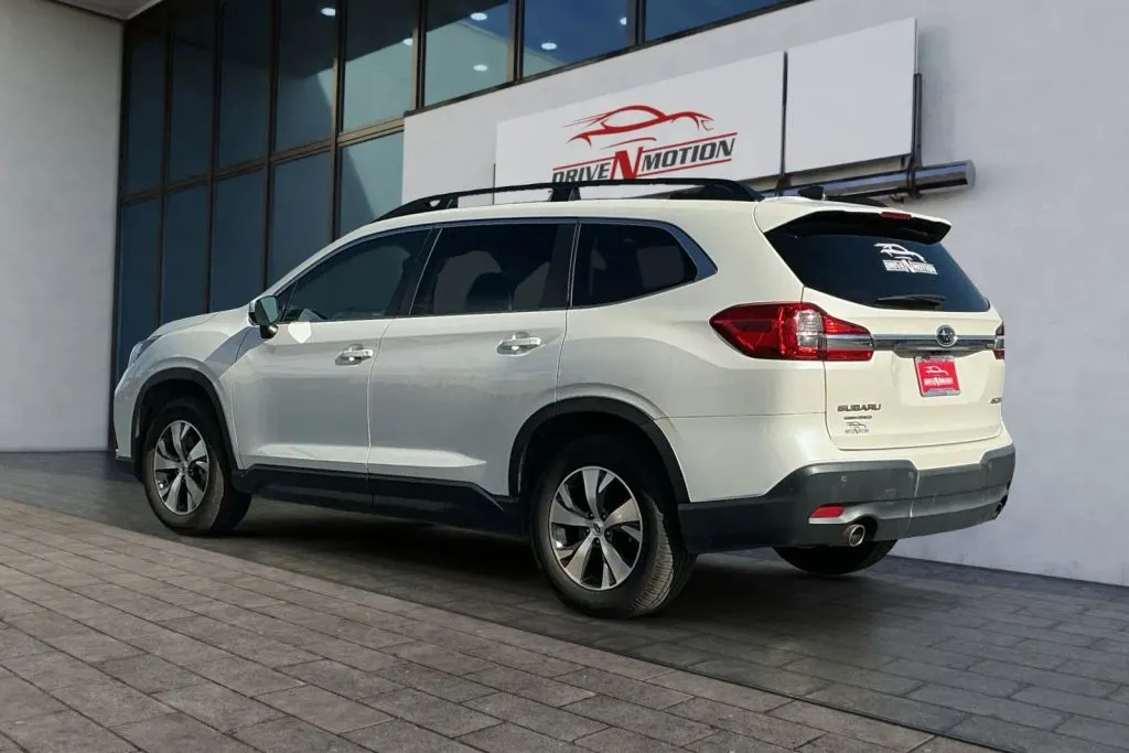 Subaru Ascent photo 6