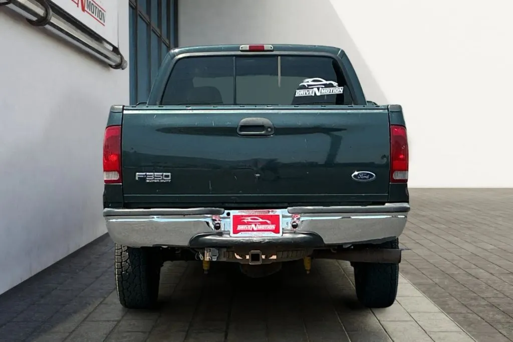More photos of 2004 Ford F350 Super Duty Crew Cab XL Pickup 4D 6 3/4 ft at Drive N-Motion Thornton, CO
