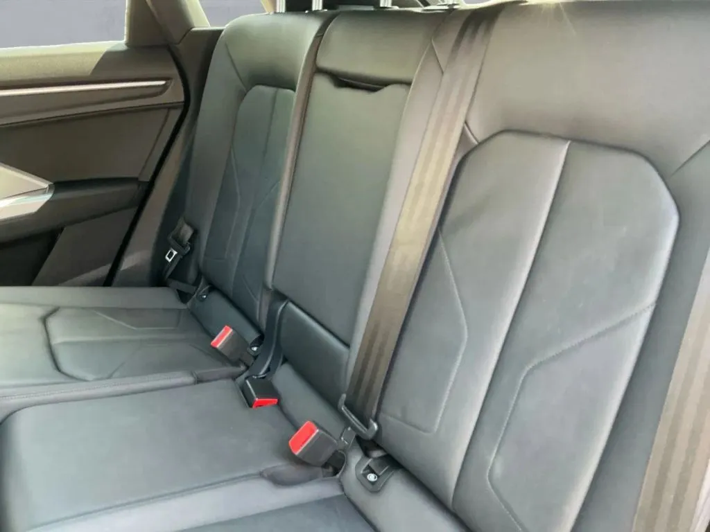 Audi Q3 photo 14