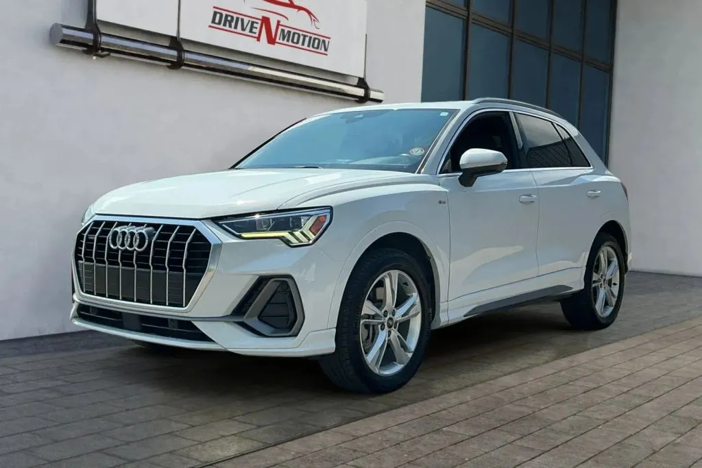 Audi Q3 photo 6