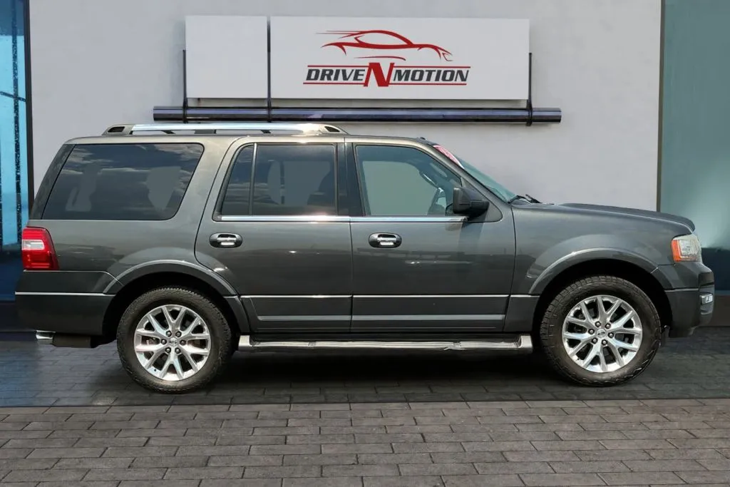 Another view of 2017 Ford Expedition Limited Sport Utility 4D for sale in Thornton, CO at Drive N-Motion Thornton