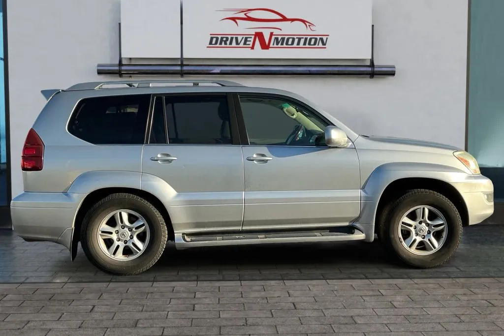 Another view of 2006 Lexus GX 470 Sport Utility 4D for sale in Thornton, CO at Drive N-Motion Thornton
