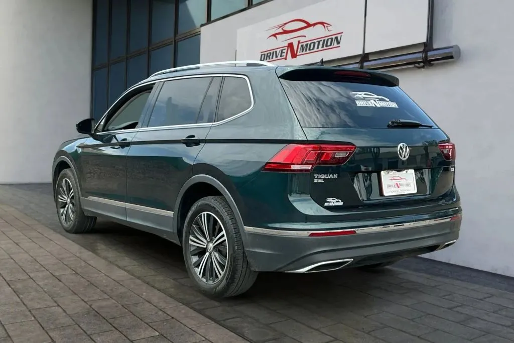 More photos of 2018 Volkswagen Tiguan 2.0T SEL Sport Utility 4D at Drive N-Motion Thornton, CO