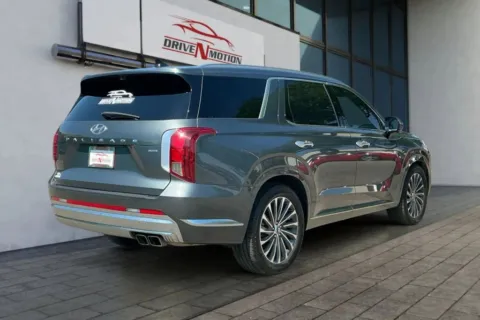 More photos of 2023 Hyundai Palisade Calligraphy Sport Utility 4D at Drive N-Motion Thornton, CO