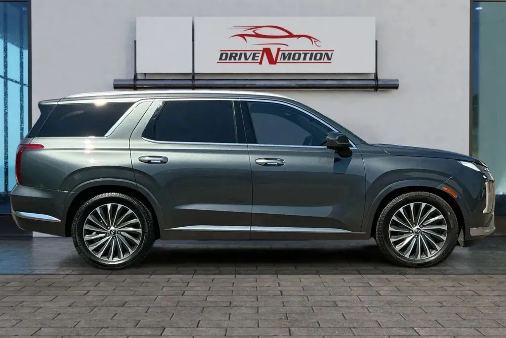 Another view of 2023 Hyundai Palisade Calligraphy Sport Utility 4D for sale in Thornton, CO at Drive N-Motion Thornton