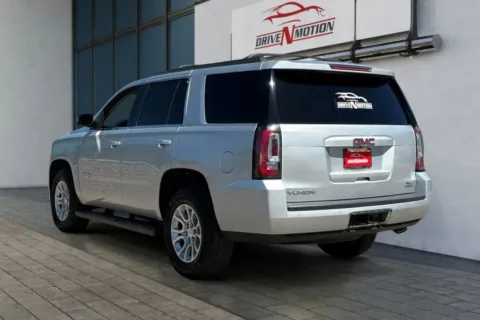 More photos of 2017 GMC Yukon SLT Sport Utility 4D at Drive N-Motion Thornton, CO