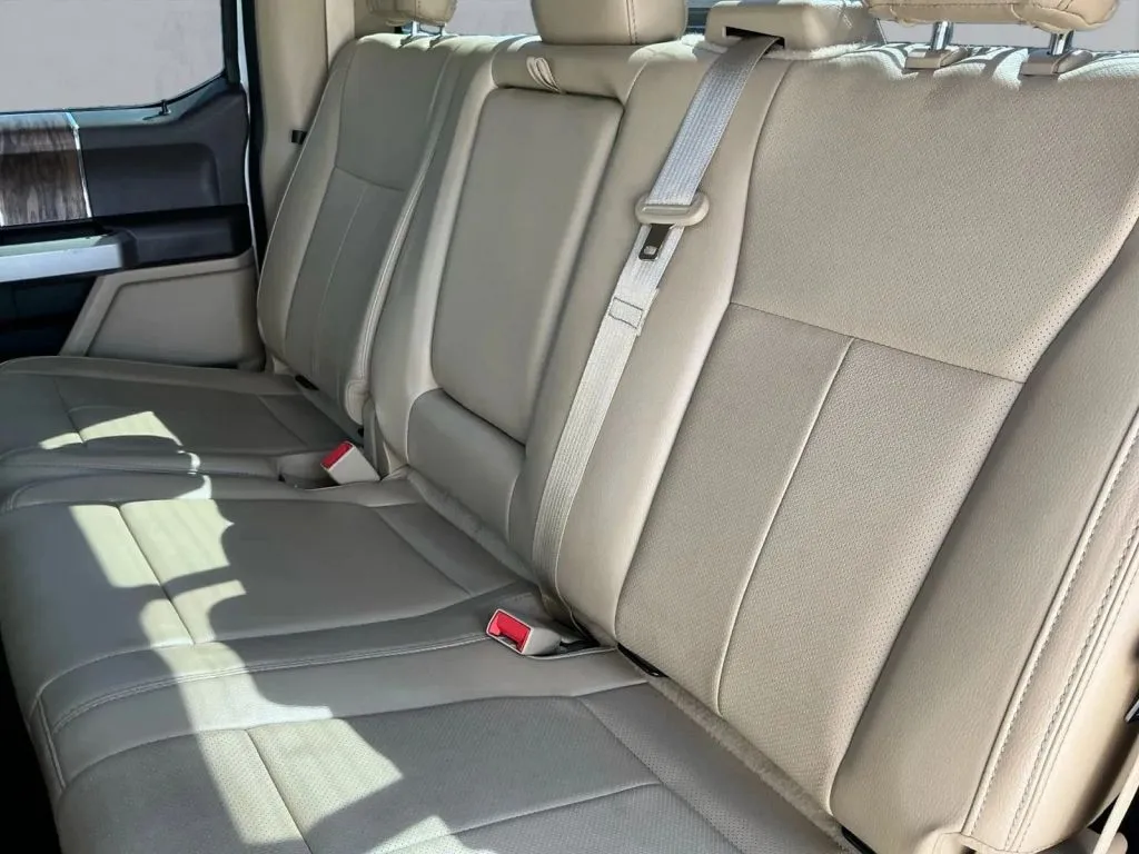 Ford F-150 photo 14