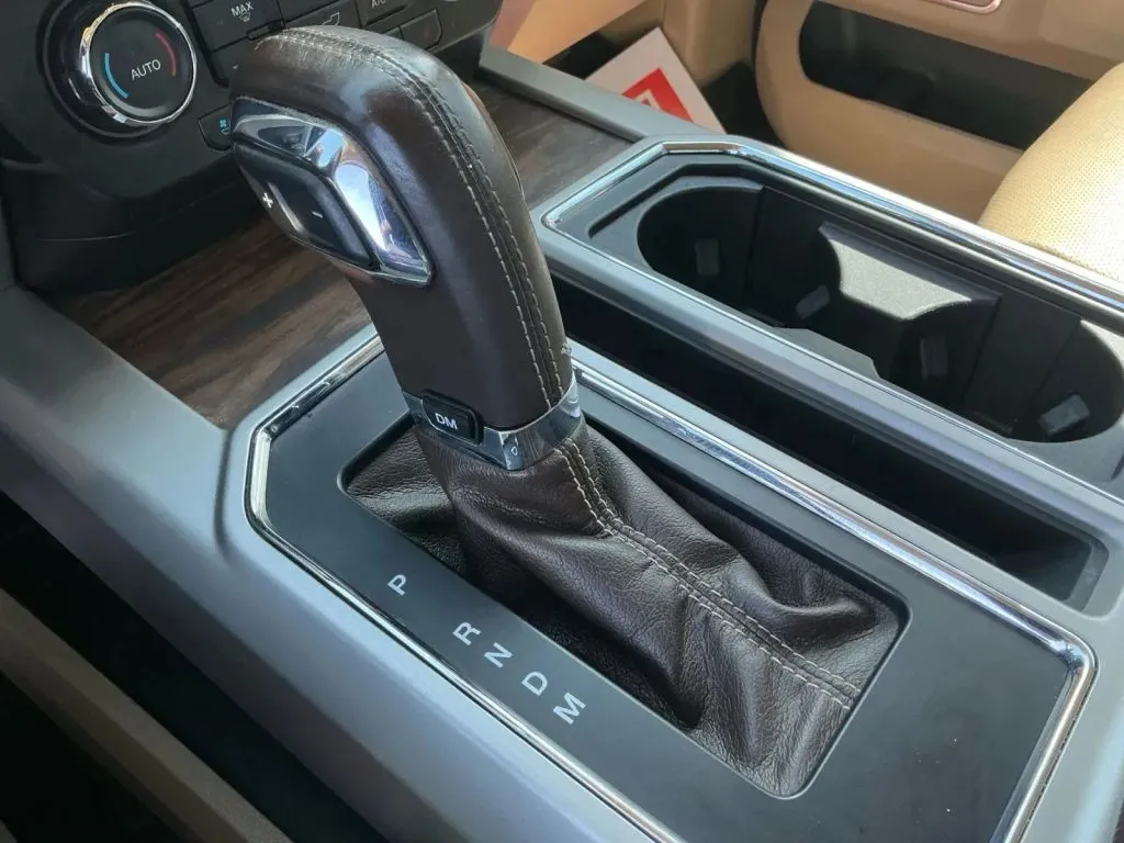 Ford F-150 photo 32