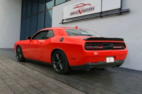 More photos of 2019 Dodge Challenger R/T Scat Pack Coupe 2D at Drive N-Motion Thornton, CO
