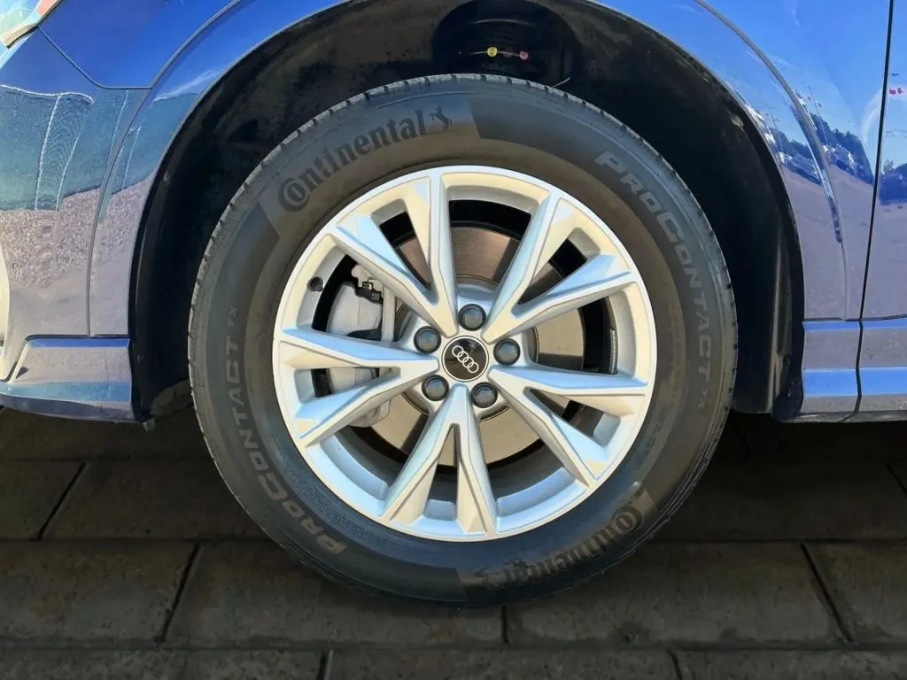 Audi Q3 photo 25