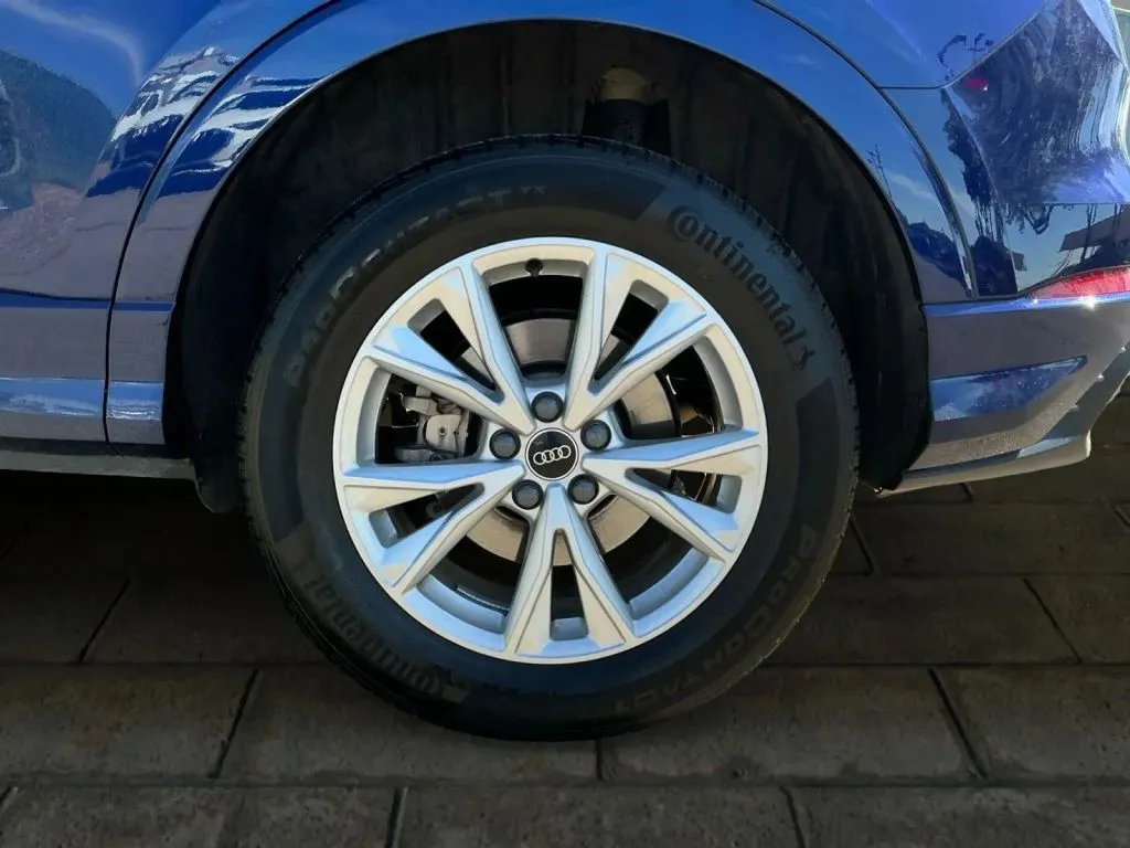 Audi Q3 photo 18