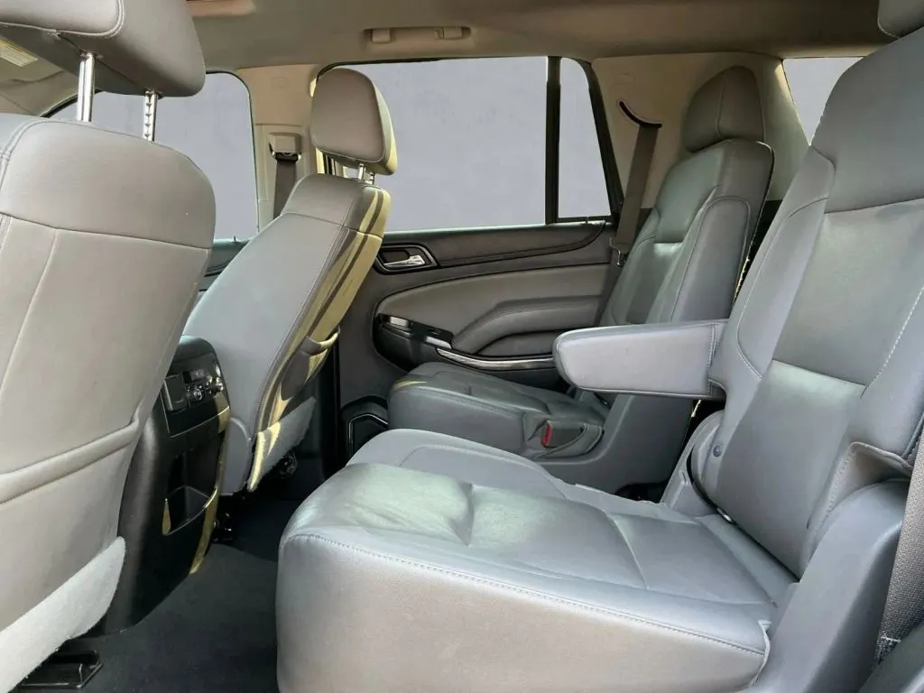 Chevrolet Tahoe photo 13