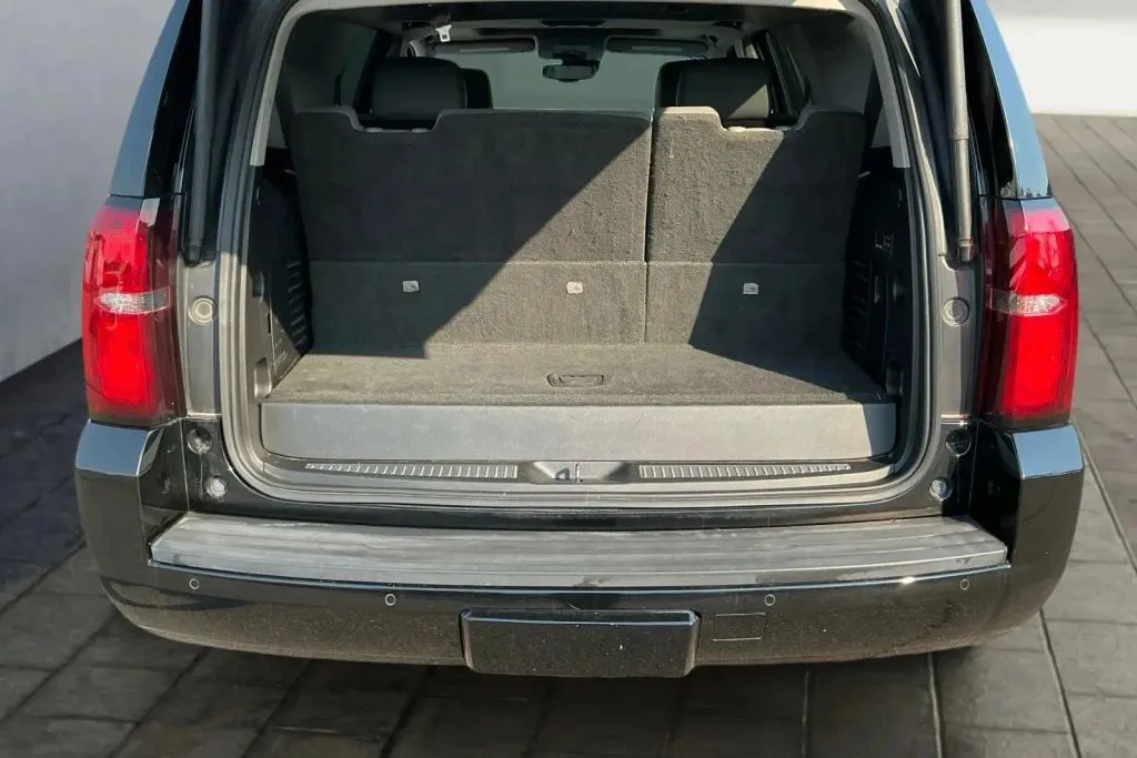 Chevrolet Tahoe photo 20
