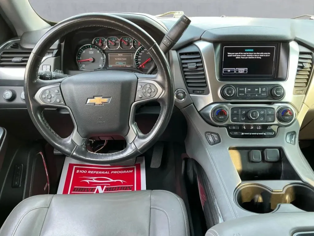 Chevrolet Tahoe photo 15