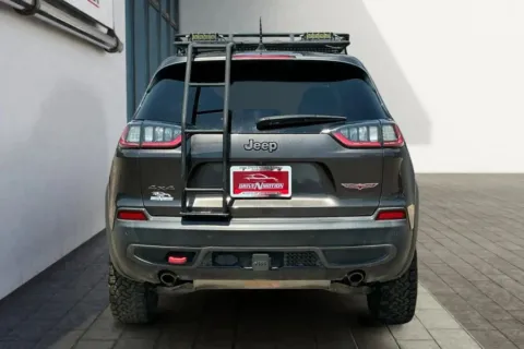More photos of 2019 Jeep Cherokee TrailHawk Sport Utility 4D at Drive N-Motion Thornton, CO
