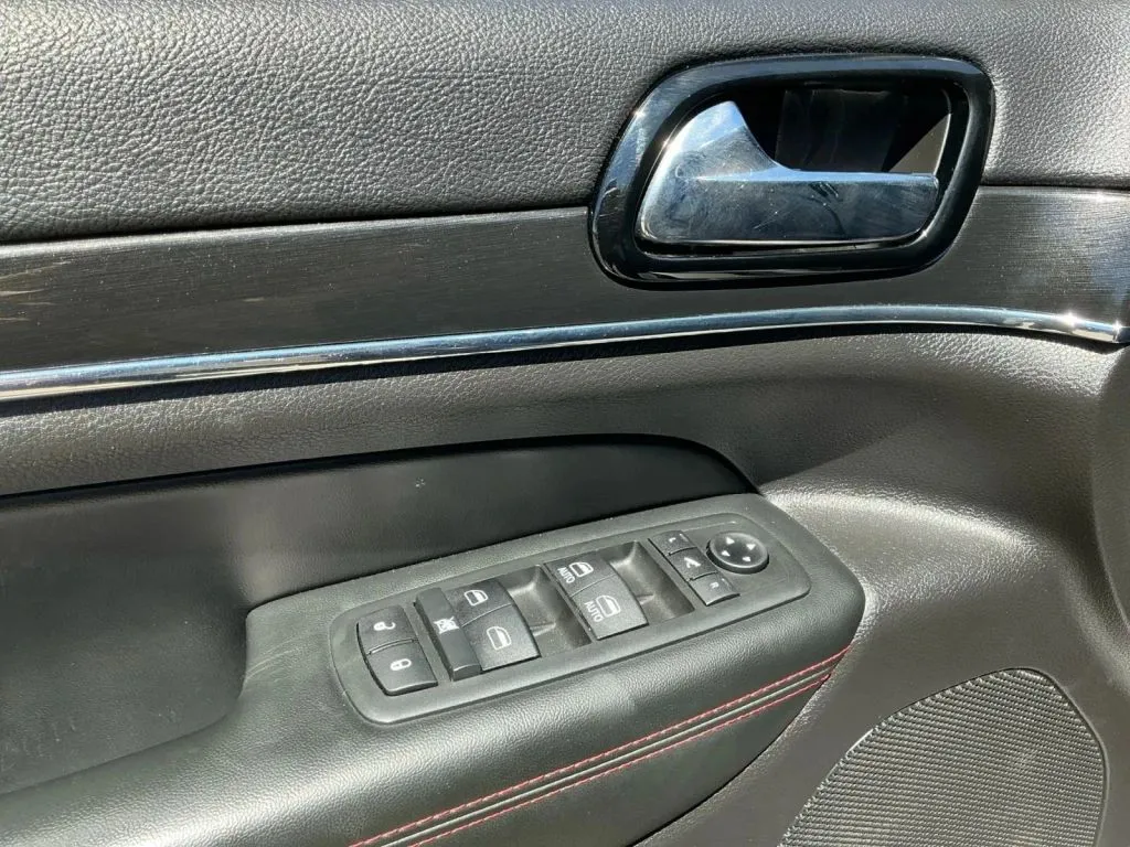 2020 Jeep Grand Cherokee Trailhawk - Photo 11