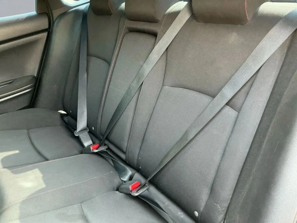 Honda Civic photo 14