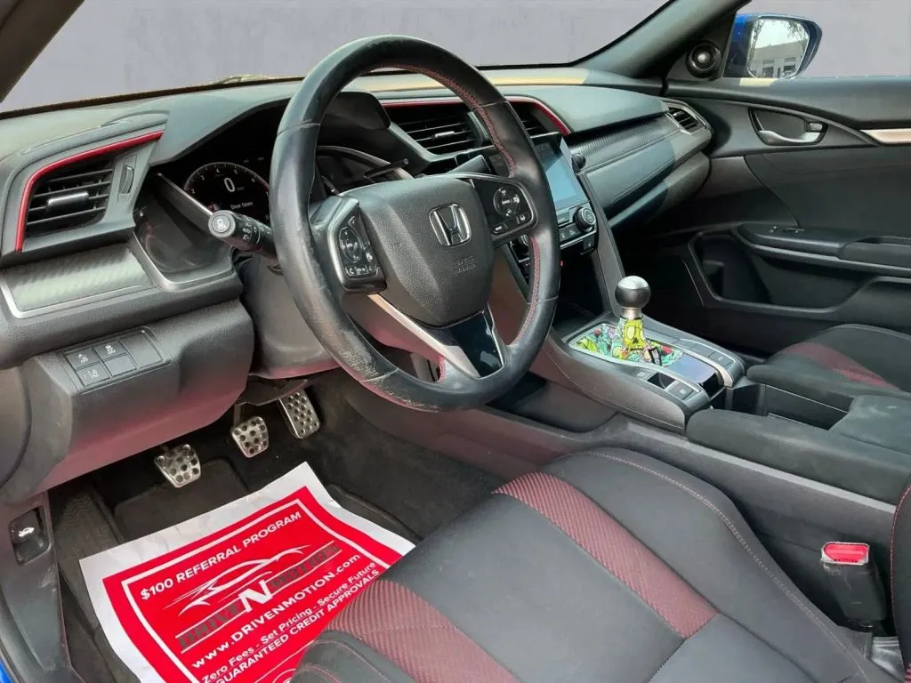 Honda Civic photo 12