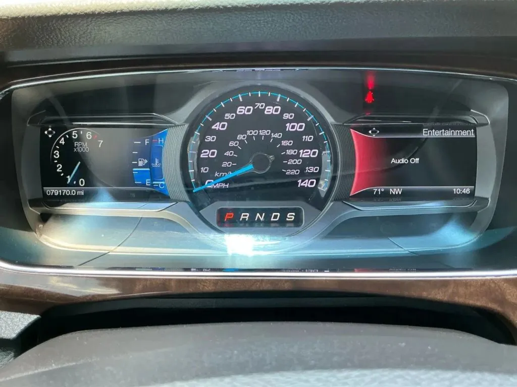 Ford Taurus photo 26