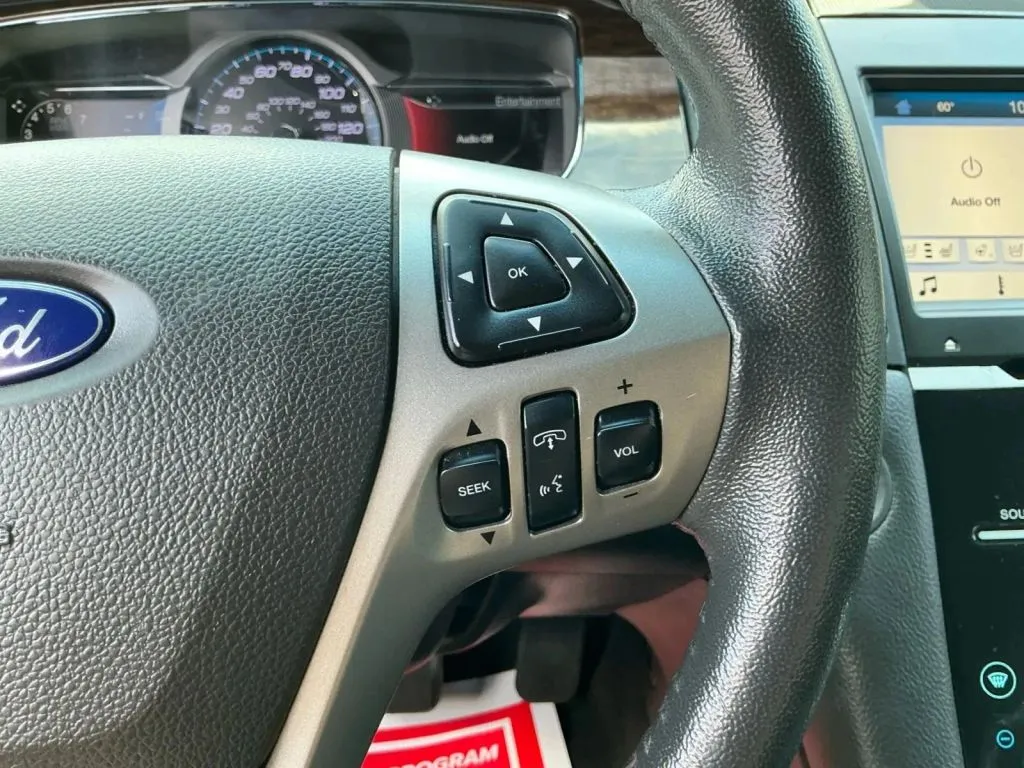 Ford Taurus photo 28