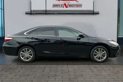Another view of 2017 Toyota Camry SE Sedan 4D for sale in Thornton, CO at Drive N-Motion Thornton