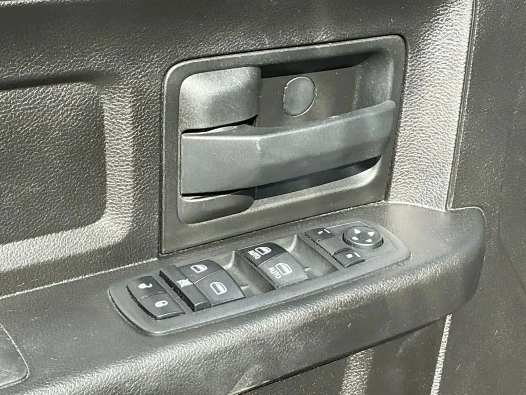 Ram 1500 photo 11
