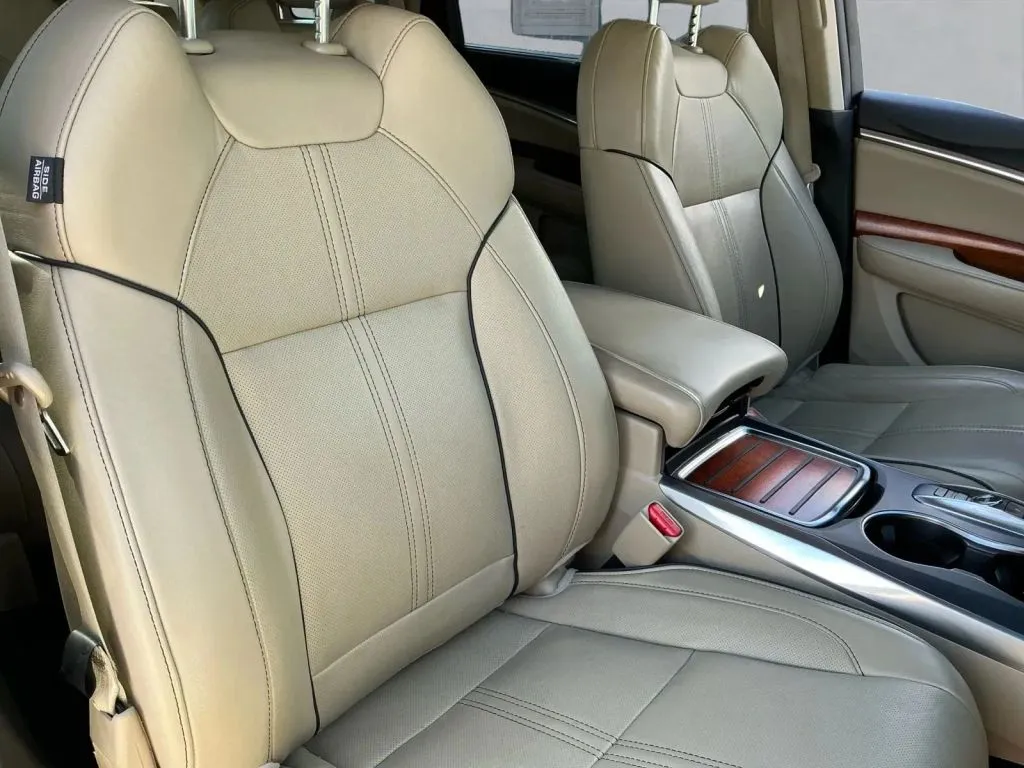 Acura MDX photo 23