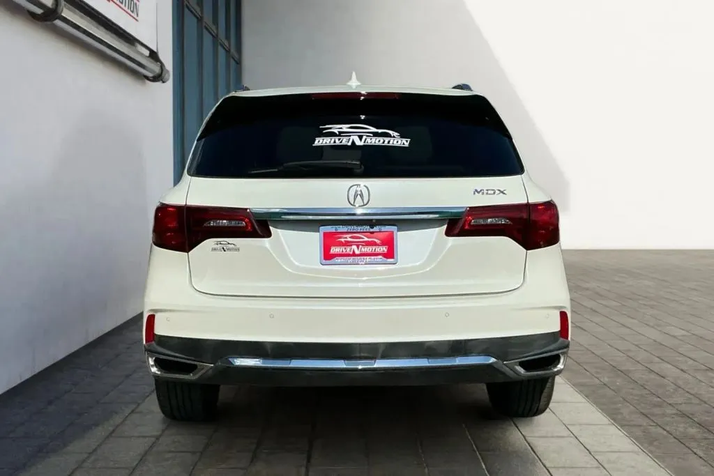 More photos of 2017 Acura MDX Sport Utility 4D at Drive N-Motion Thornton, CO