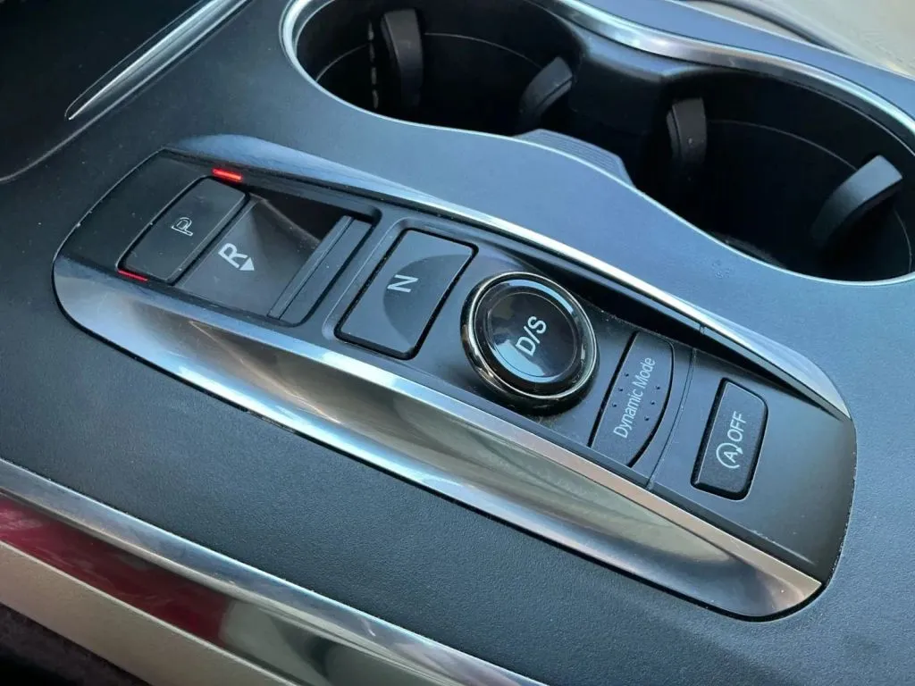 Acura MDX photo 35