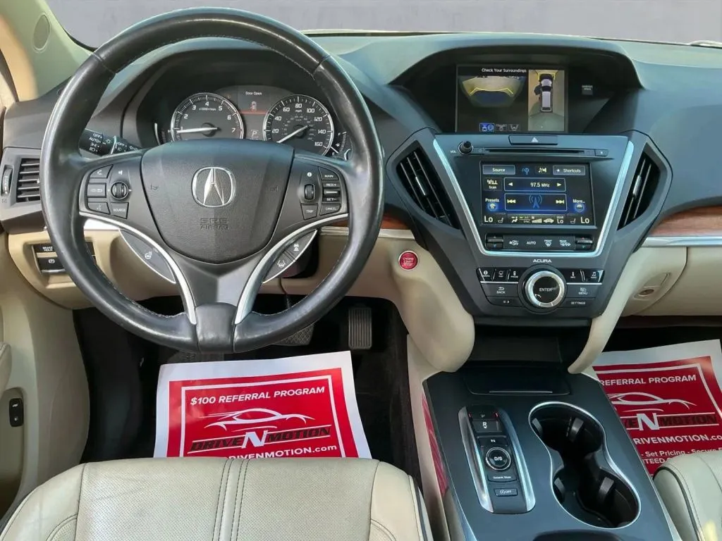 Acura MDX photo 16