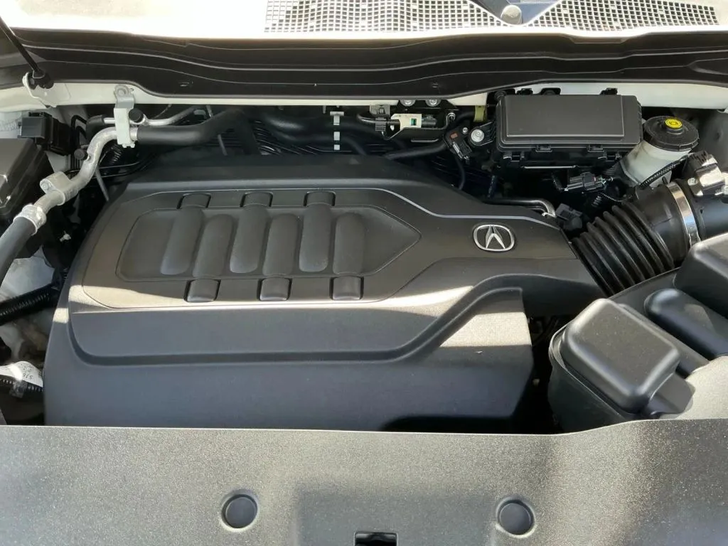 Acura MDX photo 24