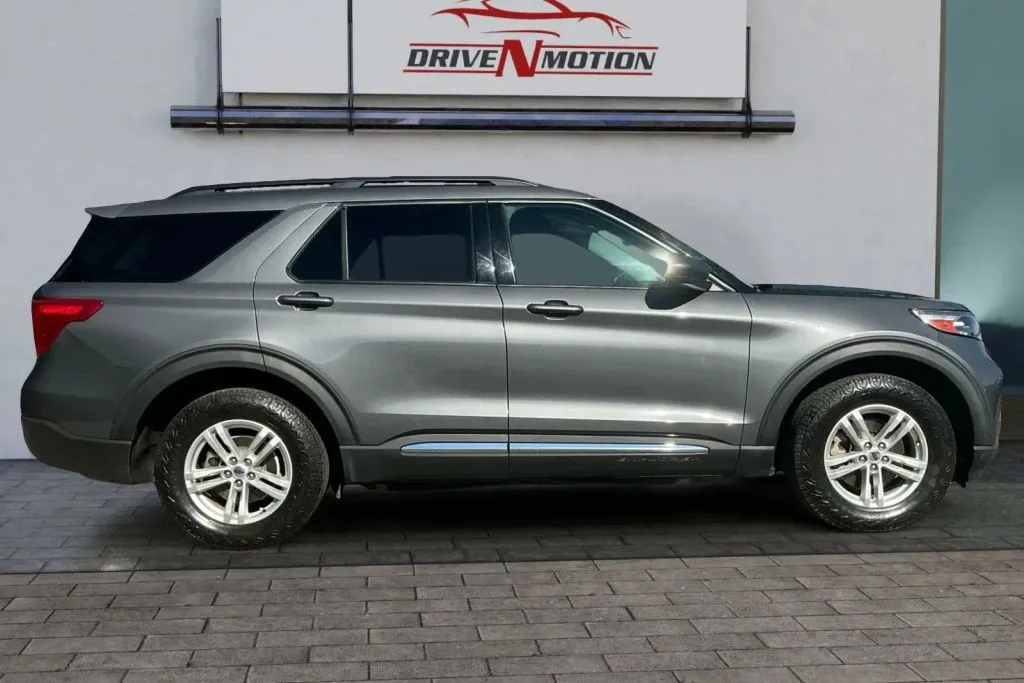 Another view of 2022 Ford Explorer XLT Sport Utility 4D for sale in Thornton, CO at Drive N-Motion Thornton