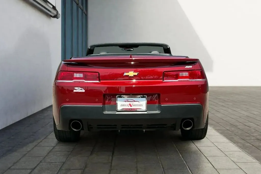 More photos of 2015 Chevrolet Camaro SS Convertible 2D at Drive N-Motion Thornton, CO