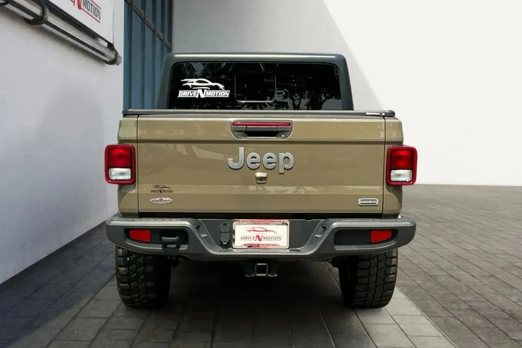 More photos of 2020 Jeep Gladiator North Edition Pickup 4D 5 ft at Drive N-Motion Thornton, CO